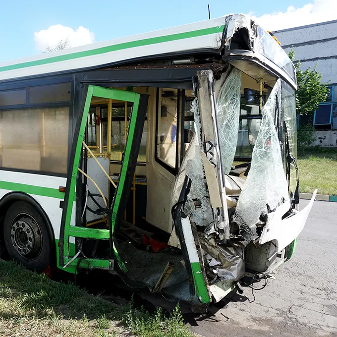 I Help Injury|Accidentes de autobús